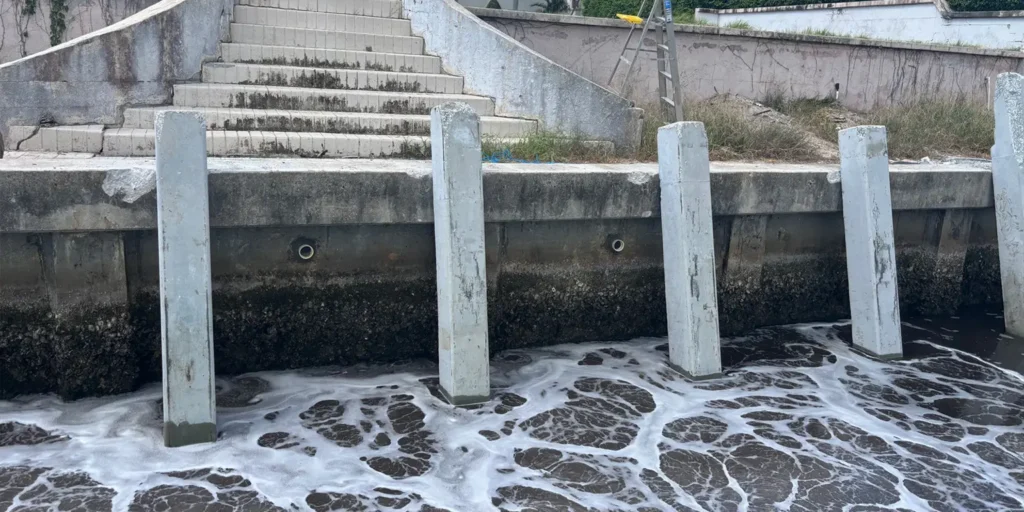 Seawall Support beneath the surface